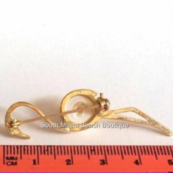 Gold Pearl Flamingo Pin Brooch White Tropical - Picture 7 of 7